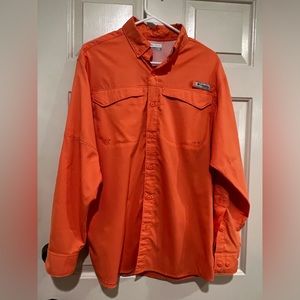 Columbia LS shirt